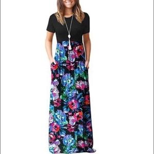 NWT Floral Maxi Dress with Pockets